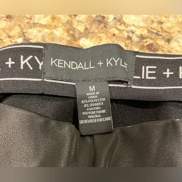 Kendall + Kylie Faux Leather Leggings - Picture 7 of 7
